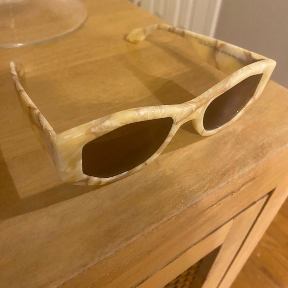 Diff Sunglasses Zoe Milk-N-Honey new in case - Picture 9 of 12